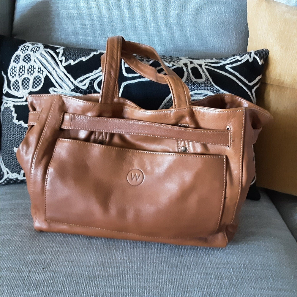 Wanderers Travel Co Madrid Handbag - Large Size Tan Leather - Picture 9 of 12